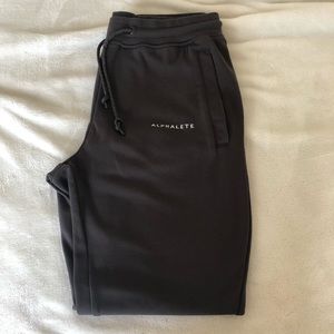 Alphalete charcoal joggers M